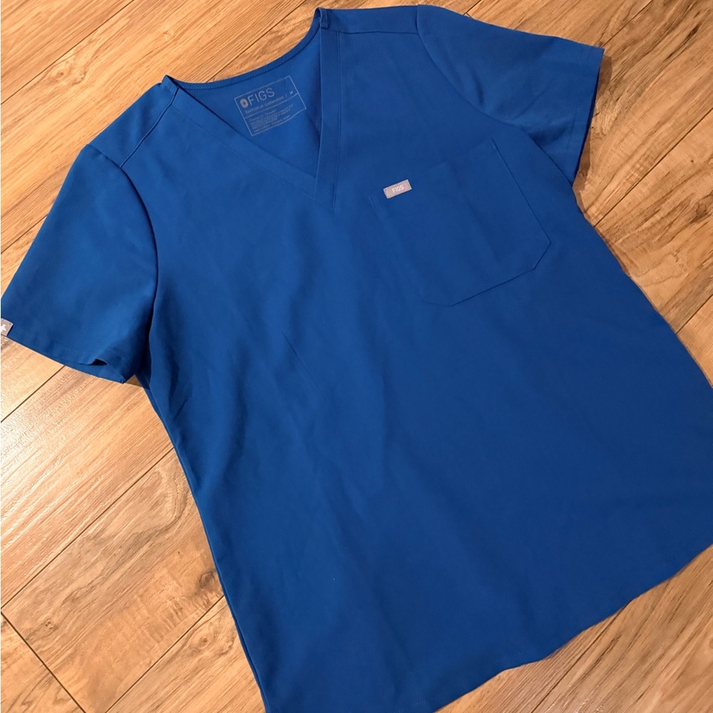 Figs ALPS BLUE Scrub Top